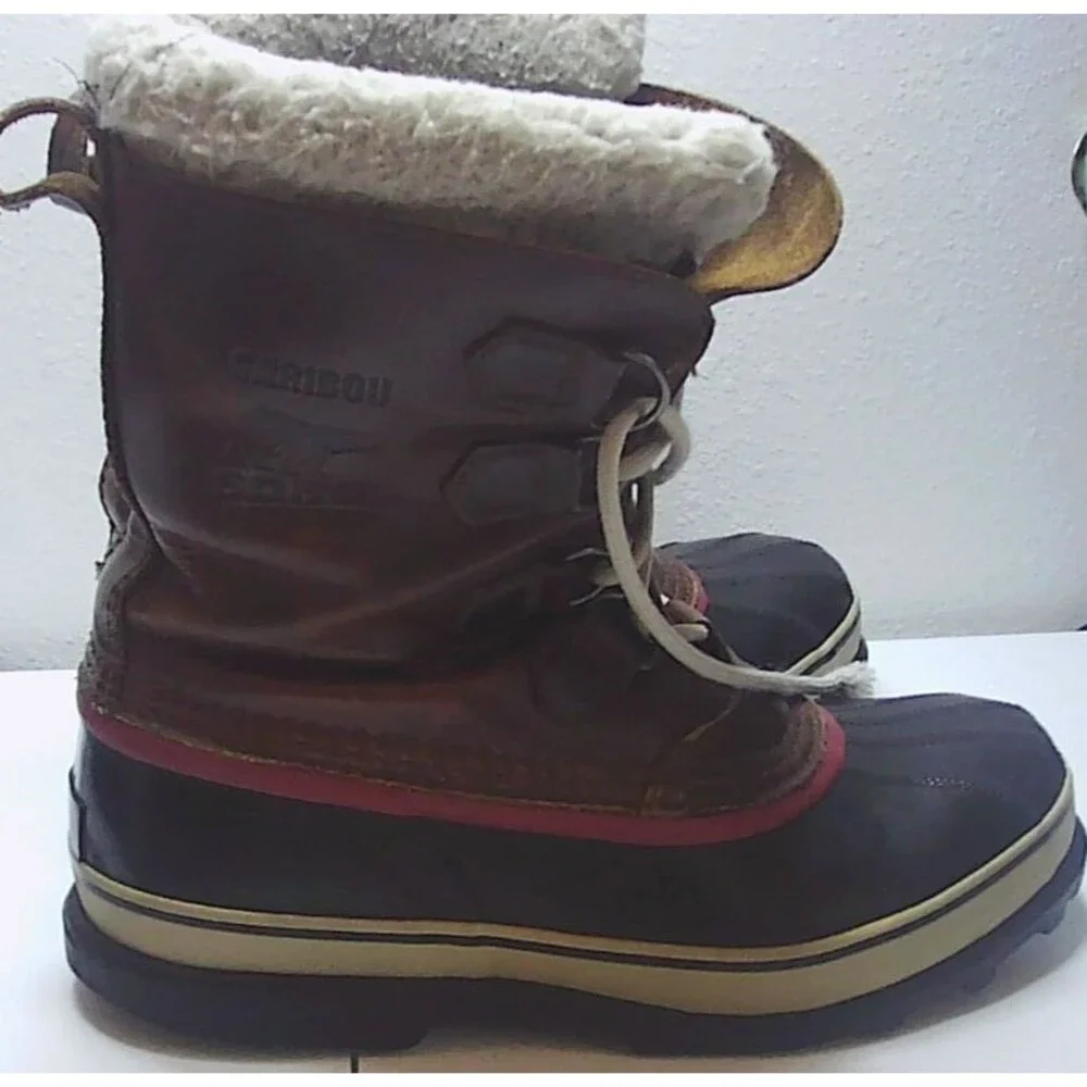 Sorel men caribou